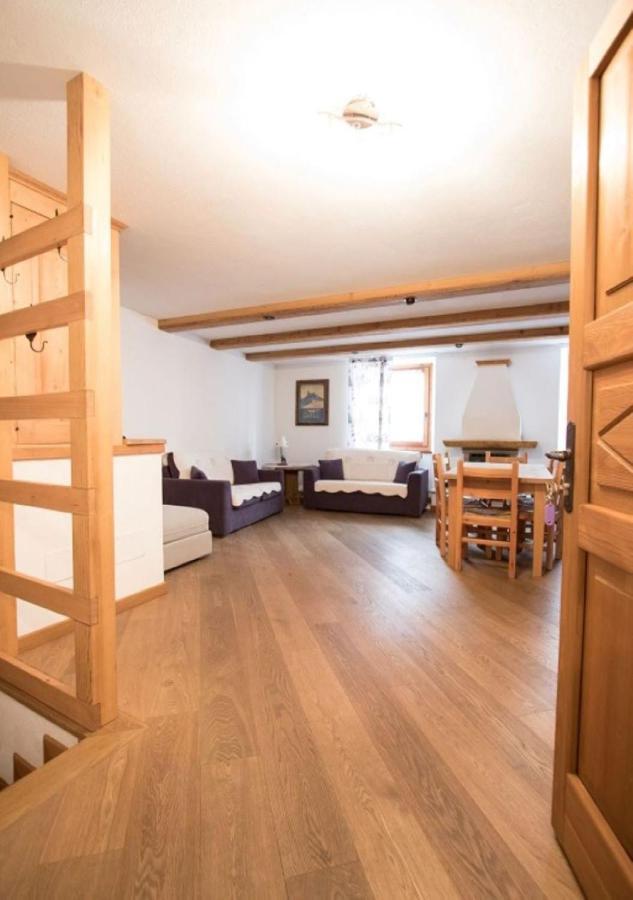 Maison De Meuny Courmayeur Eksteriør billede